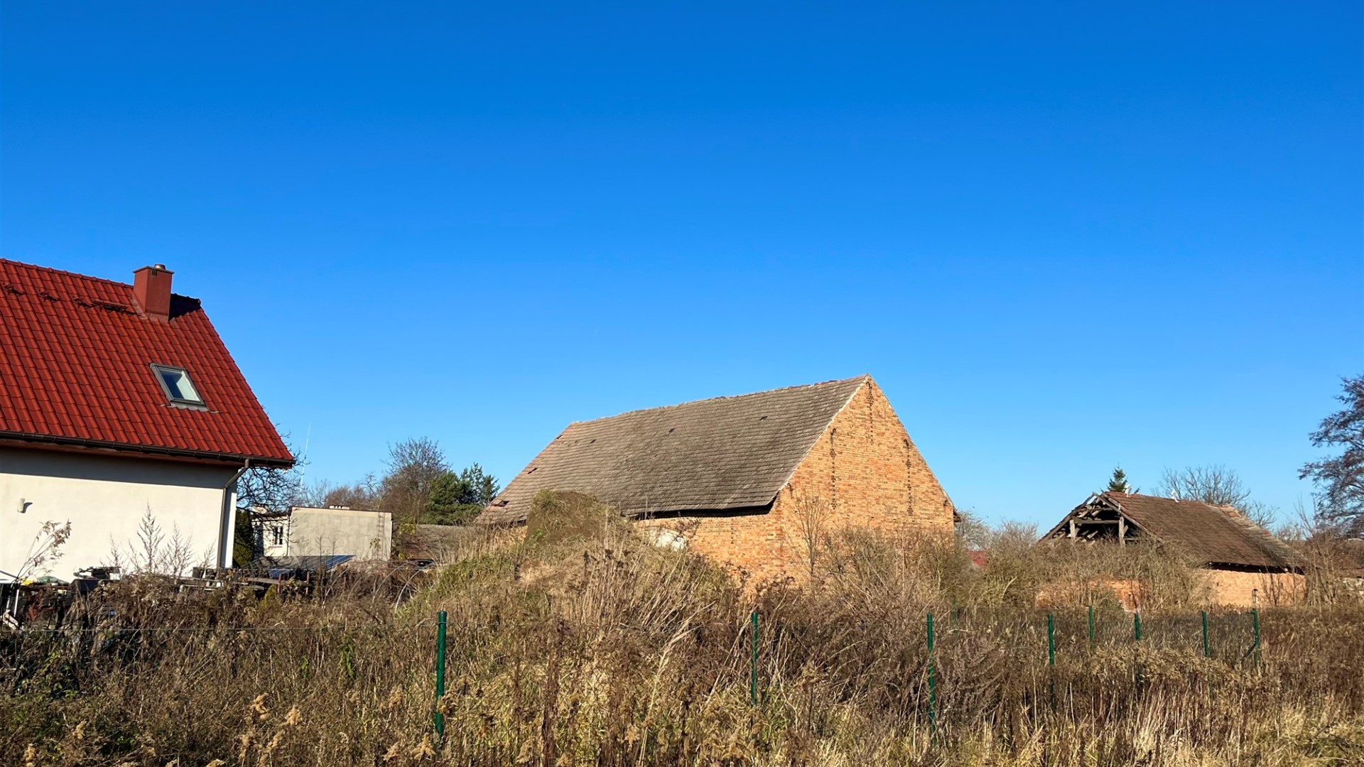 Działka na sprzedaż